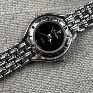 Future Vintage Watch Silver Tone Band Black Face Wristwatch Quartz Analog Watch